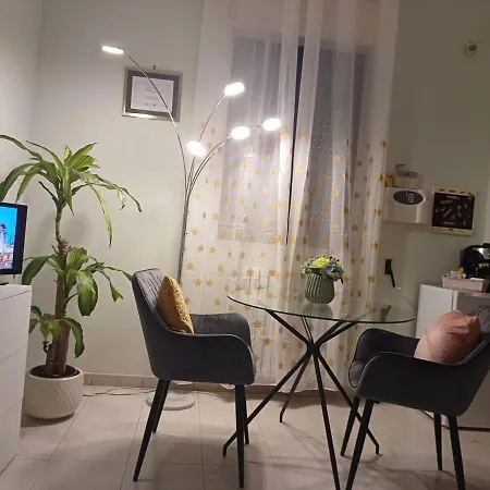 Piccolo Paradiso Bed and Breakfast *