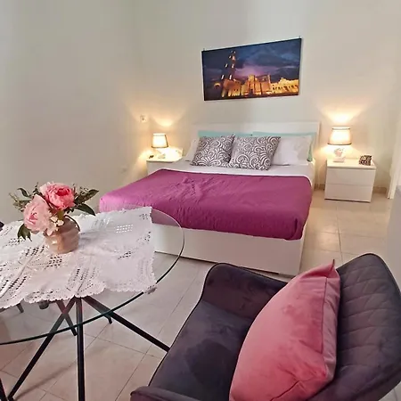 Piccolo Paradiso * Λέτσε