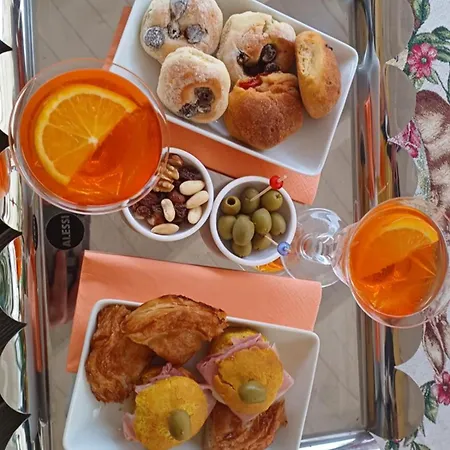 Piccolo Paradiso Лечче