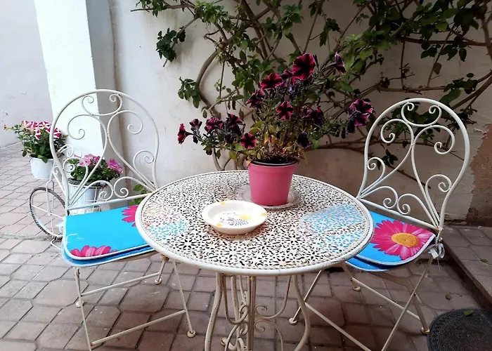 Piccolo Paradiso * לצ'ה